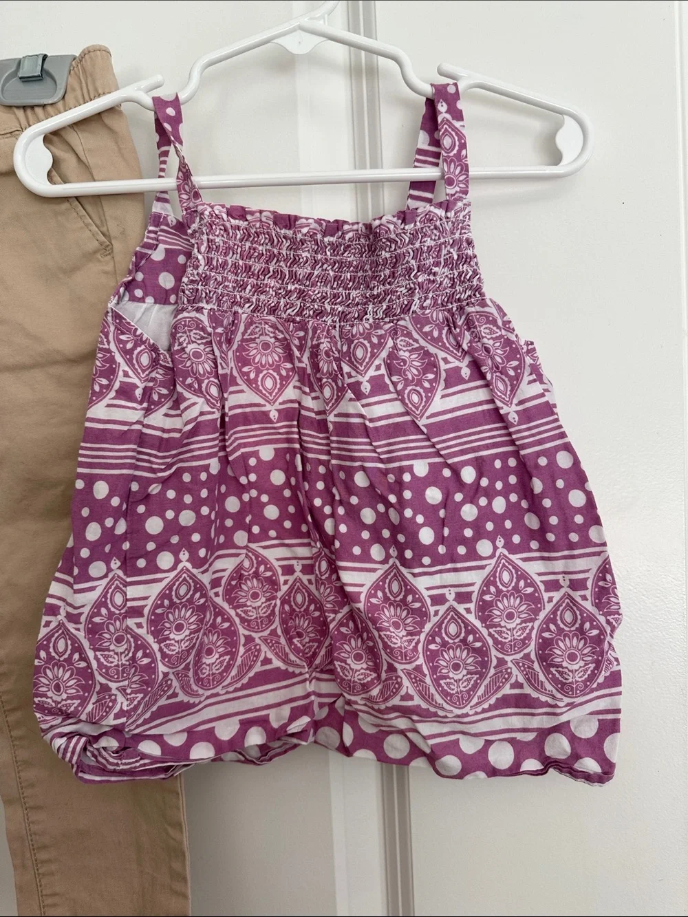 Old Navy Girls Toddler Tan Pull-On Pants and Two Tanks